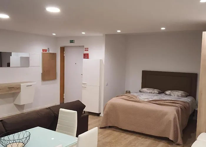 Center Marina View Brown Διαμέρισμα