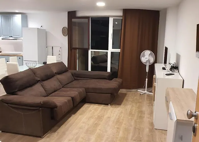 Center Marina View Brown * Funchal (Madeira)