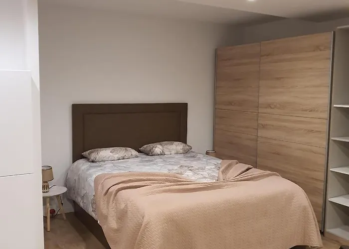 Appartement Center Marina View Brown